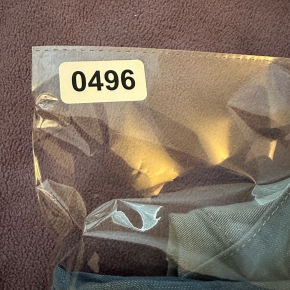 💜3/$15 I & M Jeans overall jeans size small - Picture 9 of 10